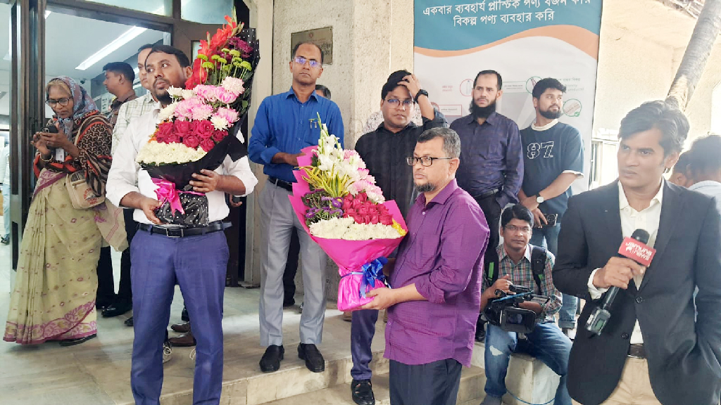 বিকেলে তারেক রহমানের মন্ত্রিসভার প্রথম বৈঠক, প্রস্তুত হচ্ছে সচিবালয়