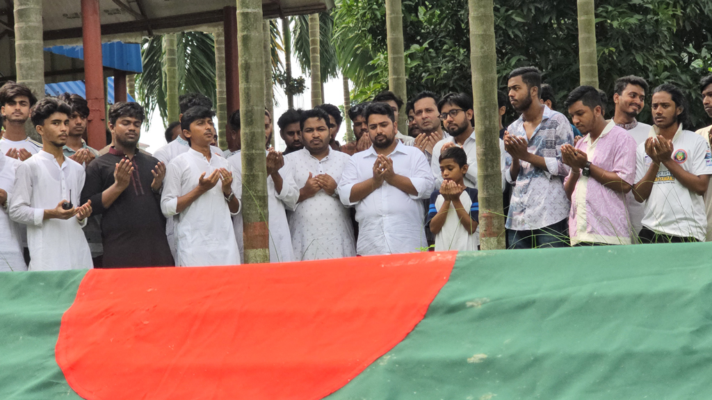 জুলাই যোদ্ধাদের নিরাপত্তা নিয়ে শঙ্কা নাহিদ ইসলামের