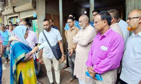 গাইবান্ধায় অসুস্থ গরু জবাই করে বিক্রির অভিযোগে জরিমানা