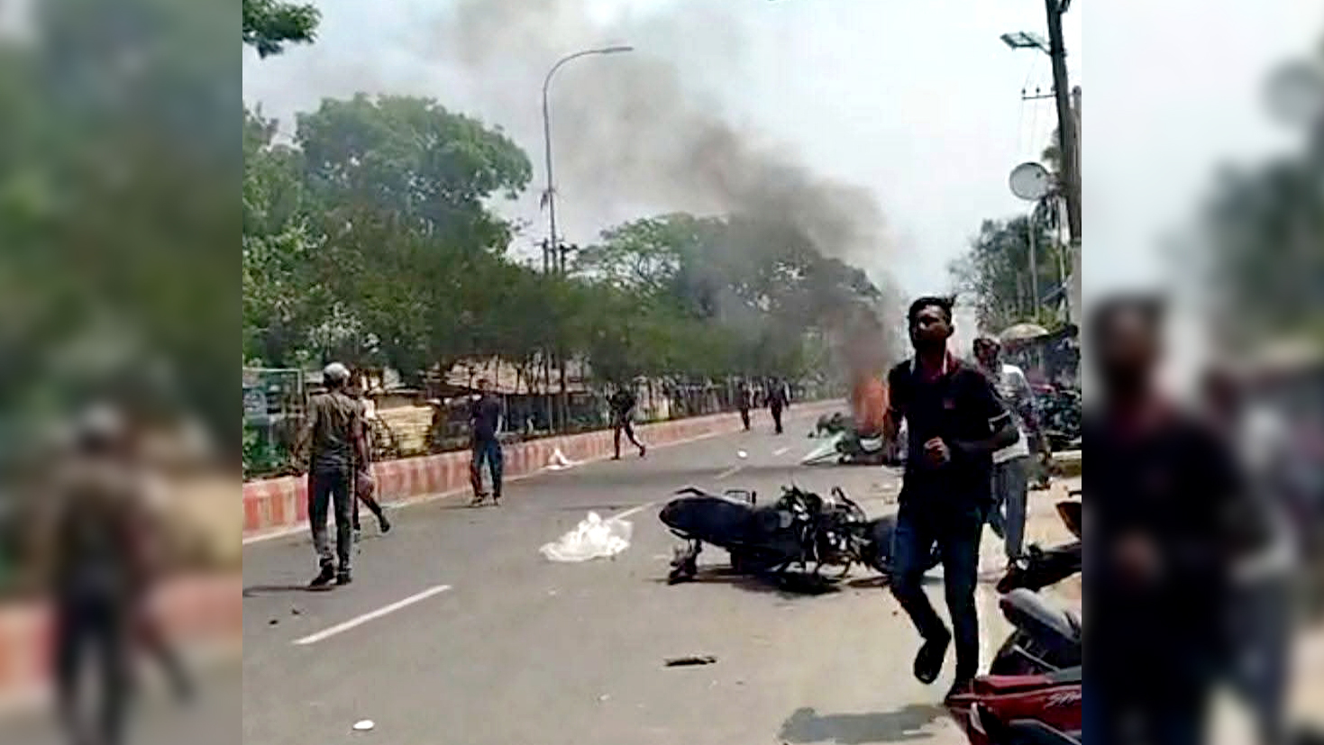 ঈশ্বরদীতে বিএনপির দুই পক্ষের সংঘর্ষ-গুলিবর্ষণ-অগ্নিসংযোগ, পুলিশসহ আহত অন্তত ২০