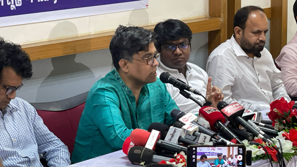 সাংবদিকদের অ্যাক্রিডিটেশন কার্ড দ্রুত দেওয়া হবে: শফিকুল আলম