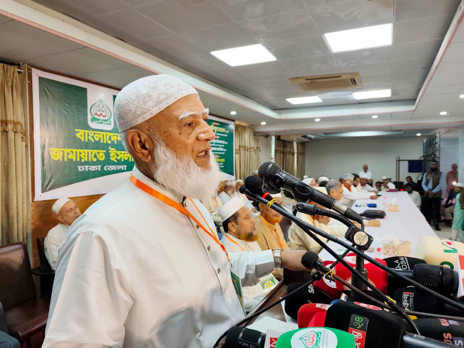জামায়াত ফেরেশতাদের দল নয়, আমাদেরও ভুল-ত্রুটি হয়: শফিকুর রহমান