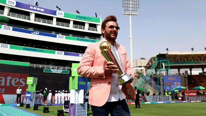 ভারত-পাকিস্তান ইস্যু টেনে আইসিসিকে নিরপেক্ষ হওয়ার আহ্বান আফ্রিদির