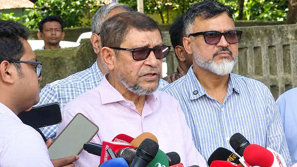 স্বাস্থ্যসেবা কেন্দ্রের মালিকানা নিয়ে যা গন্ডগোল, তা কোর্টে নির্ধারিত হবে: স্বাস্থ্যমন্ত্রী