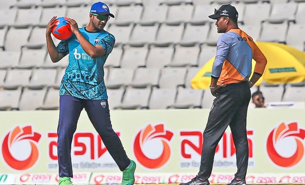 সালাহ উদ্দীনকে সাকিবের প্রশ্ন, স্যার কি টেনশনে পড়ে গেছেন