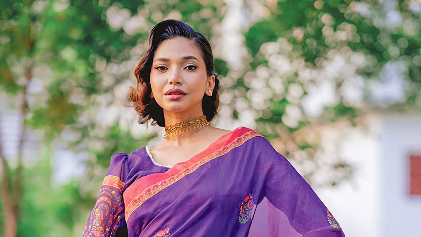 ঈদে শাড়ির সঙ্গে কেমন হিল