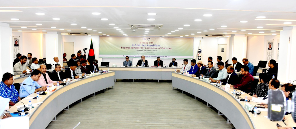 বাংলাদেশ থেকে জাহাজ কিনতে আগ্রহী পাকিস্তান