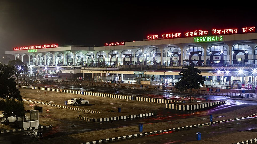 শাহজালাল বিমানবন্দরে ভাঙল এয়ার ইন্ডিয়ার উড়োজাহাজের চাকা