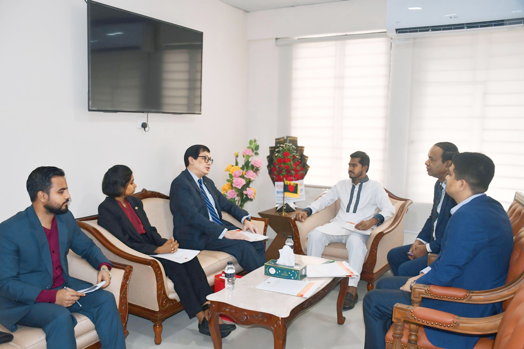 চাঙ্গি বিমানবন্দরসহ সিঙ্গাপুরের ৩ প্রকল্পে দক্ষ বাংলাদেশি কর্মী নিয়োগের আগ্রহ