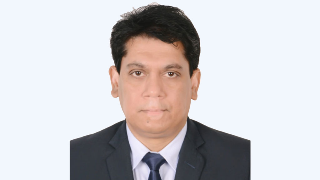চট্টগ্রামের নতুন জেলা প্রশাসক সাইফুল ইসলামের দায়িত্ব গ্রহণ