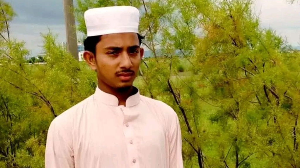 চট্টগ্রামে খেজুরগাছ থেকে পড়ে শিবির নেতার মৃত্যু