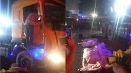 সীতাকুণ্ডে মহাসড়কে মেরামতের জন্য দাঁড় করানো বাসে লরির ধাক্কা, নিহত ৫