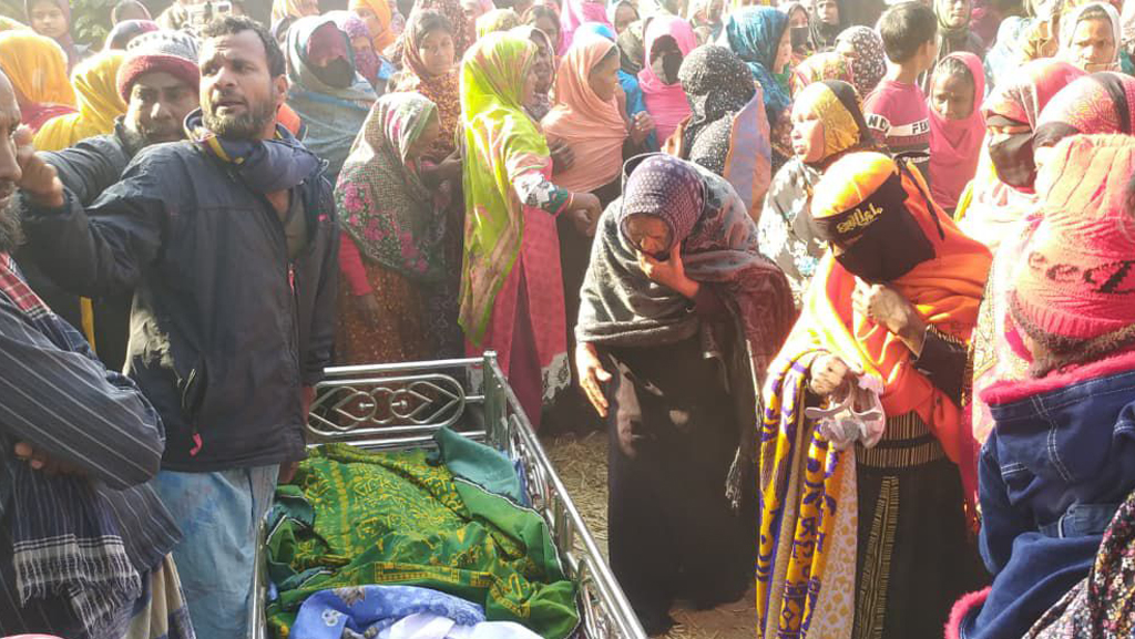 শিশু সাজিদের শেষ বিদায়ে হাজারো মানুষের ঢল