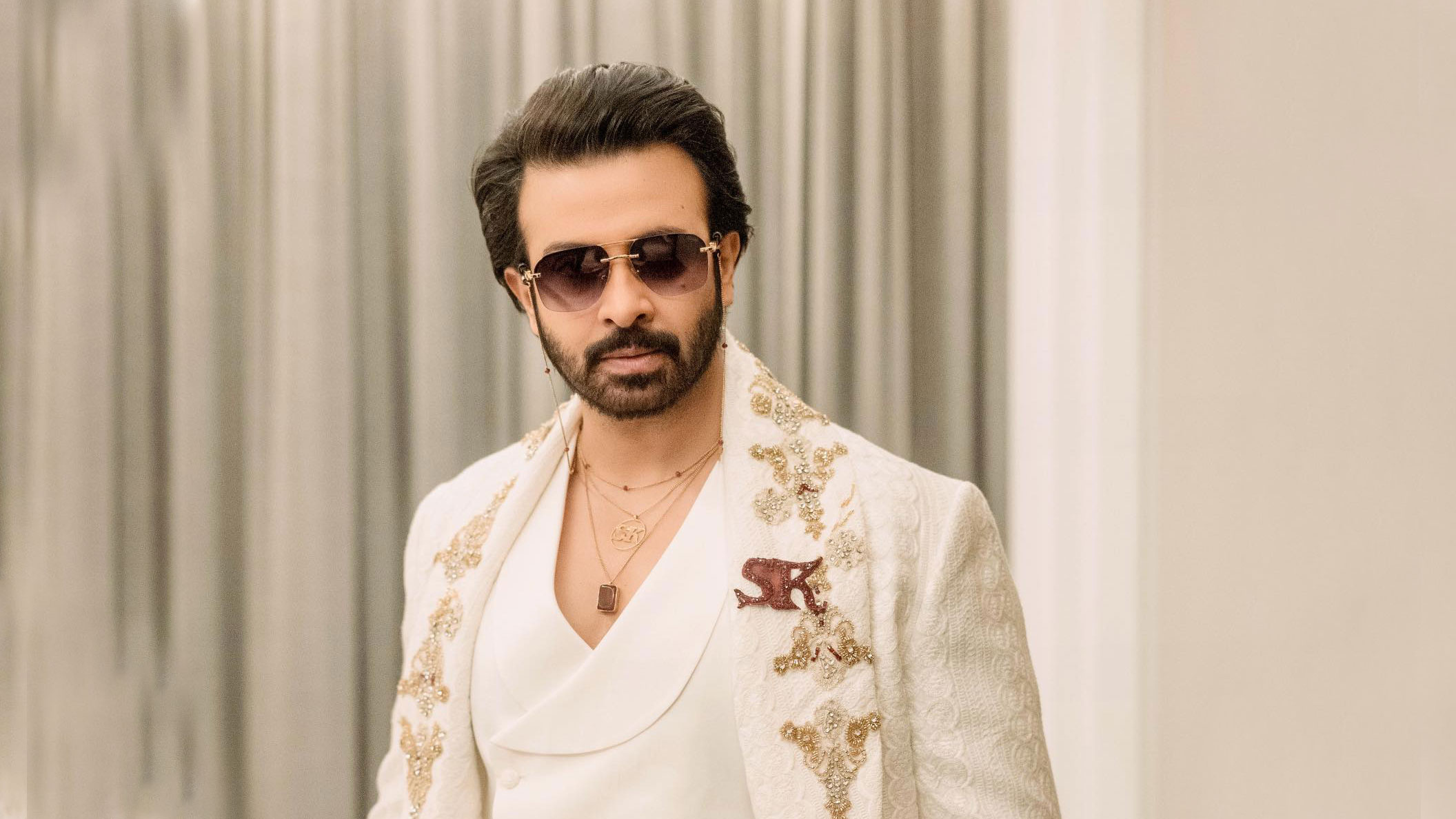 নতুন পরিচালকে আস্থা শাকিব খানের