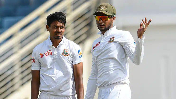 তাইজুলের ৪০০ উইকেট দেখতে চান সাকিব