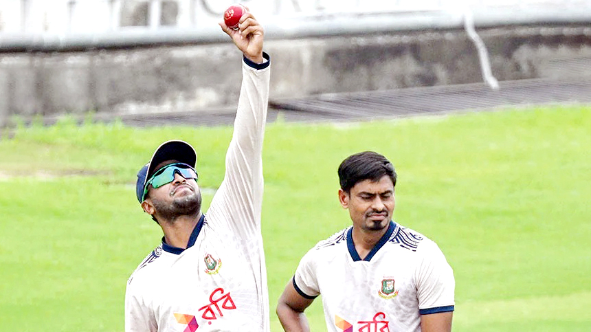 সাকিবকে কোচ হিসেবে পেলে কী শিখতে চাইবেন তাইজুল