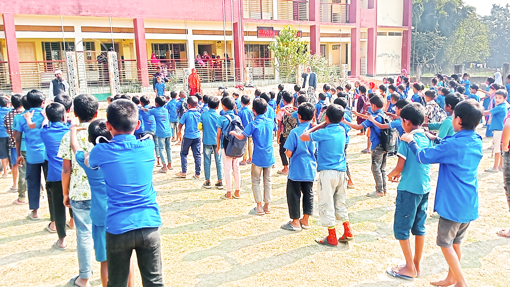 জীর্ণ টিনশেড থেকে দৃষ্টিনন্দন বিদ্যালয়