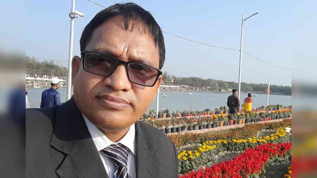 স্কুল ফিডিংয়ে ছোট ডিম, জানতে চাওয়ায় সাংবাদিককে ঝাড়লেন শিক্ষা কর্মকর্তা