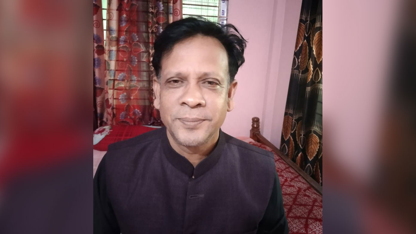 ছাত্রীর সঙ্গে স্কুলশিক্ষকের বিয়ের অভিযোগ, থানায় গেলেন প্রথম স্ত্রী