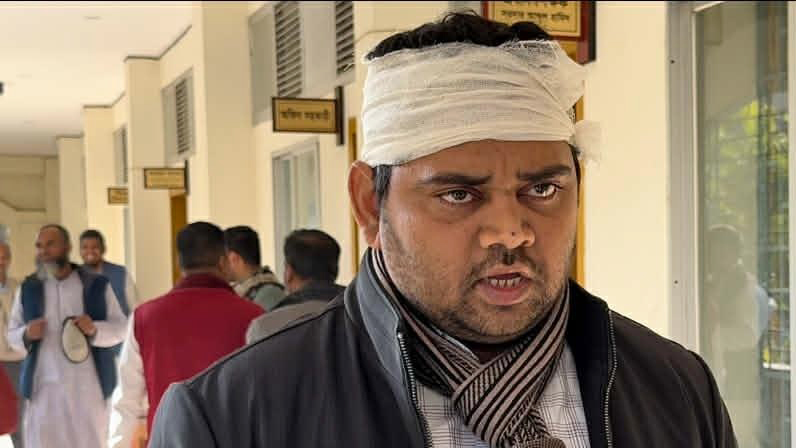 মাদারীপুরে স্কুলশিক্ষককে হাতুড়িপেটা