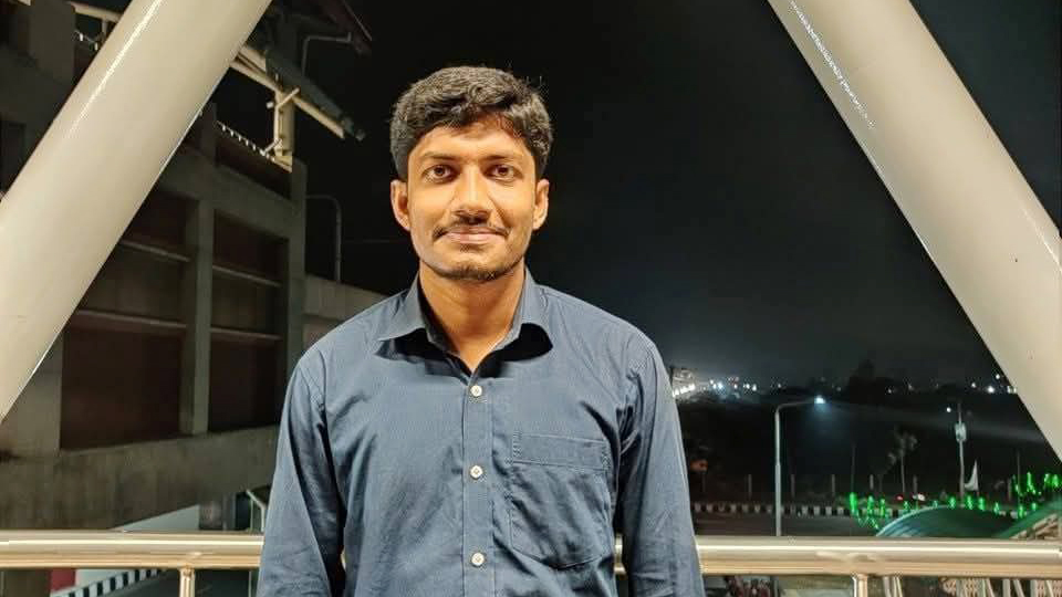 দাঁড়িয়ে থাকা মোটরসাইকেলে সিএনজি অটোরিকশার ধাক্কা, শিক্ষক নিহত