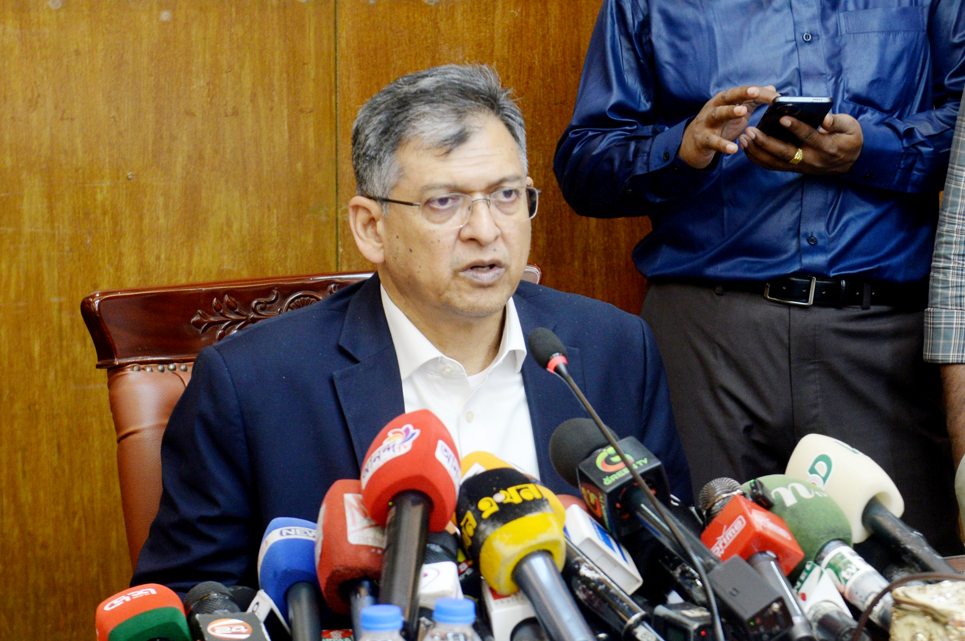 স্থানীয় নির্বাচন নিয়ে চূড়ান্ত সিদ্ধান্ত বৃহস্পতিবার: স্বরাষ্ট্রমন্ত্রী