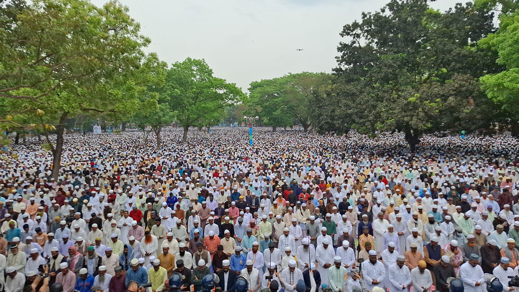 জনসমুদ্র শোলাকিয়া মাঠ, ঈদুল ফিতরের ১৯৯ তম জামাত অনুষ্ঠিত