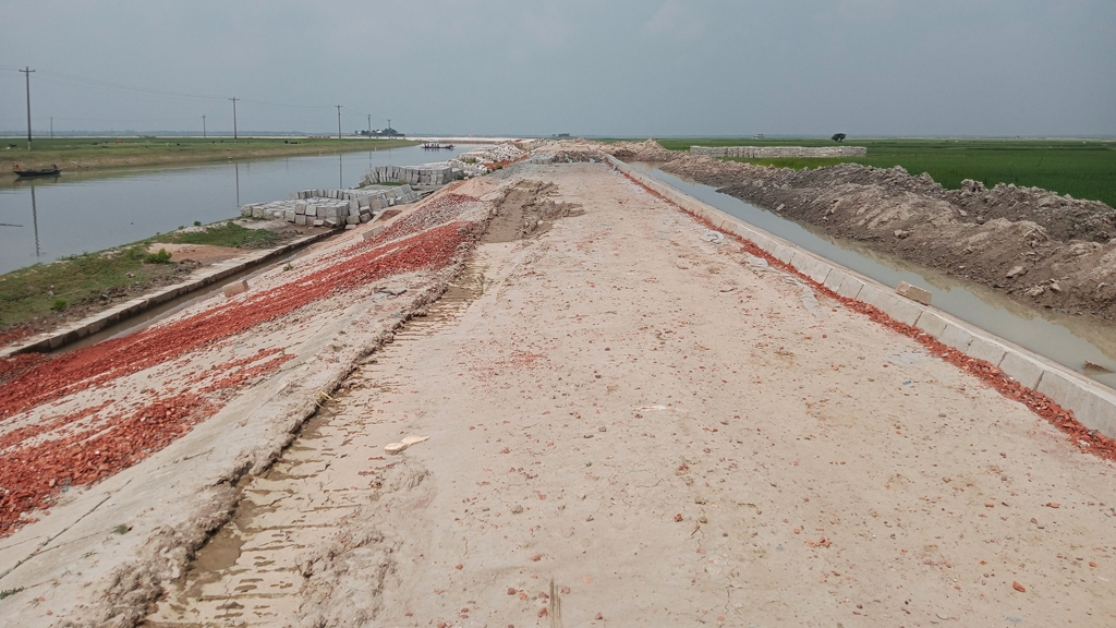 শাল্লায় হাওরের বাঁধ নির্মাণ প্রকল্পের কাজে ১৪৪ ধারা জারি