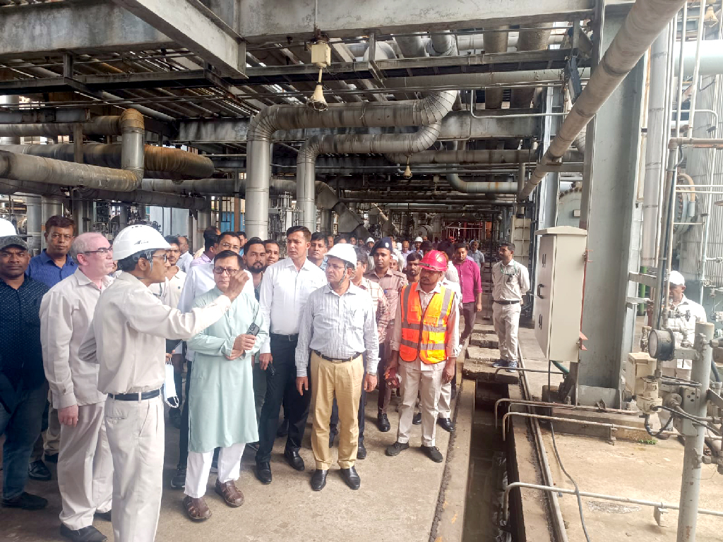 চট্টগ্রামে ৩ সার কারখানা পরিদর্শনে শিল্পমন্ত্রী