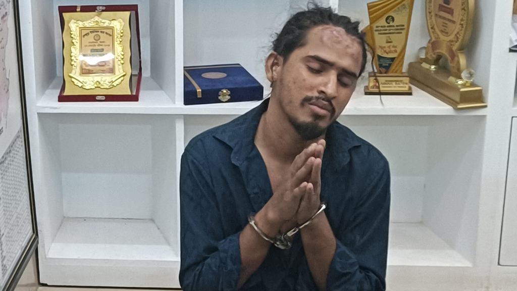 সিলেটের গোয়াইনঘাটে নারায়ণগঞ্জের ‘শীর্ষ সন্ত্রাসী’ শুটার রিয়াজ আটক
