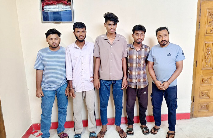 সিলেটে মিছিলের প্রস্তুতিকালে কার্যক্রম নিষিদ্ধ আ.লীগের ৫ সদস্য আটক