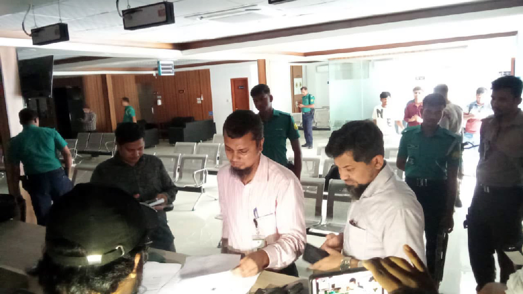 বিদেশযাত্রীদের সঙ্গে প্রতারণা: হিলভিউ মেডিকেল সেন্টারকে লাখ টাকা জরিমানা
