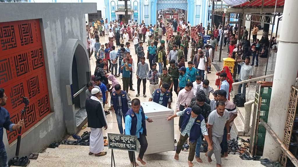সিলেটের শাহজালাল মাজারে দানের ডেগ সিলগালা, প্রশাসনের দানবাক্স স্থাপন