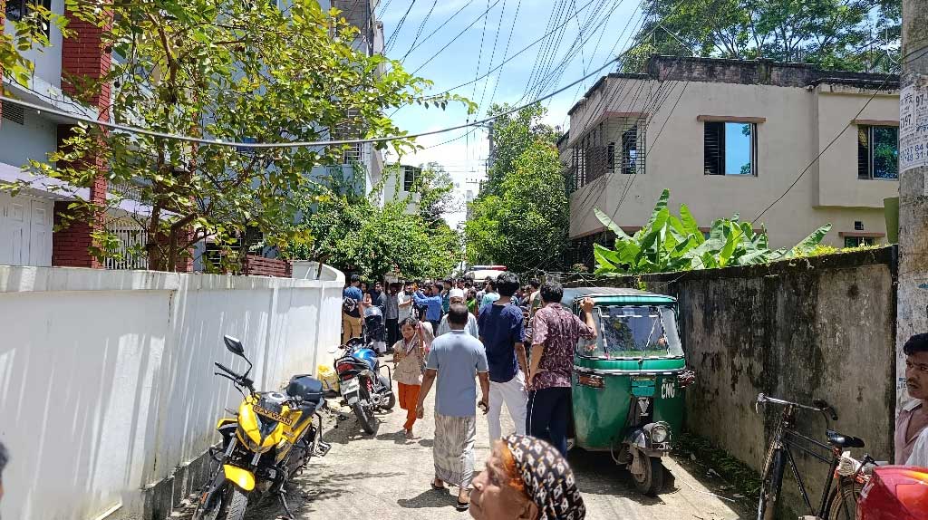 সিলেটে বৃদ্ধ দম্পতি ও গৃহকর্মীর লাশ উদ্ধার: যে তিন বিষয় সামনে রেখে তদন্তে পুলিশ