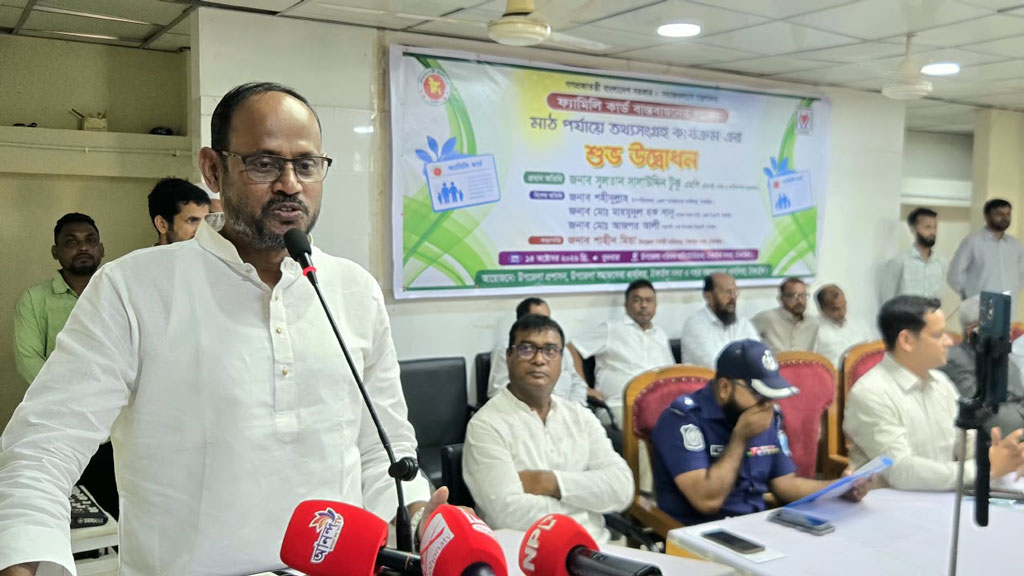 ফ্যামিলি কার্ড নিয়ে অনিয়ম করলে কাউকে ছাড় দেওয়া হবে না: সুলতান সালাউদ্দিন টুকু