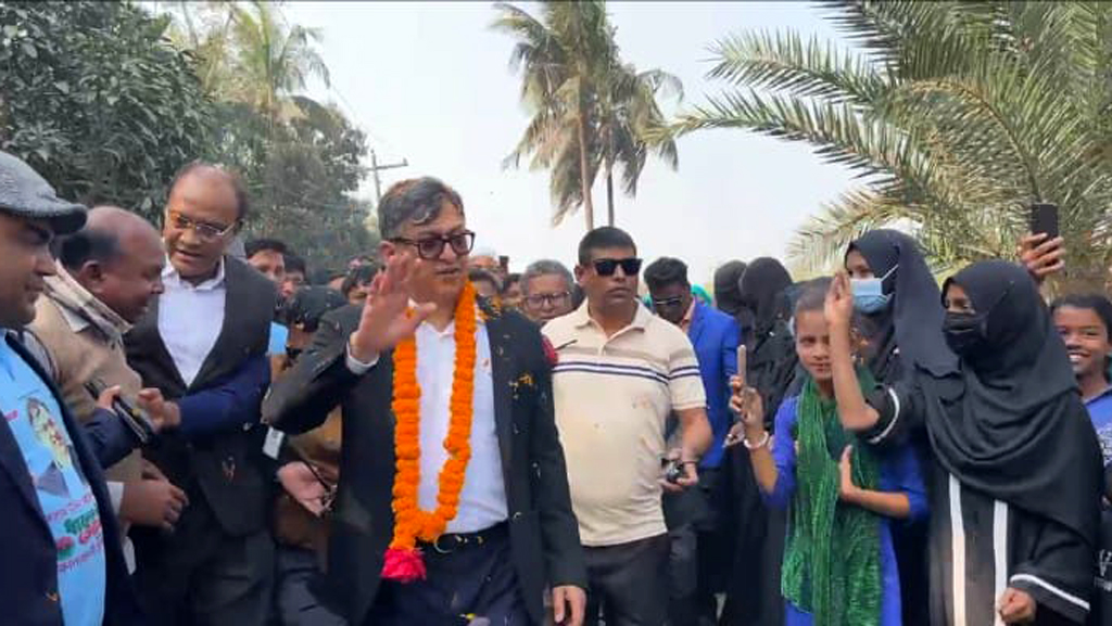 দুই যুগ পর ভোট চাইতে মাঠে নামলেন সালাহউদ্দিন, চকরিয়া থেকে প্রচারণা শুরু