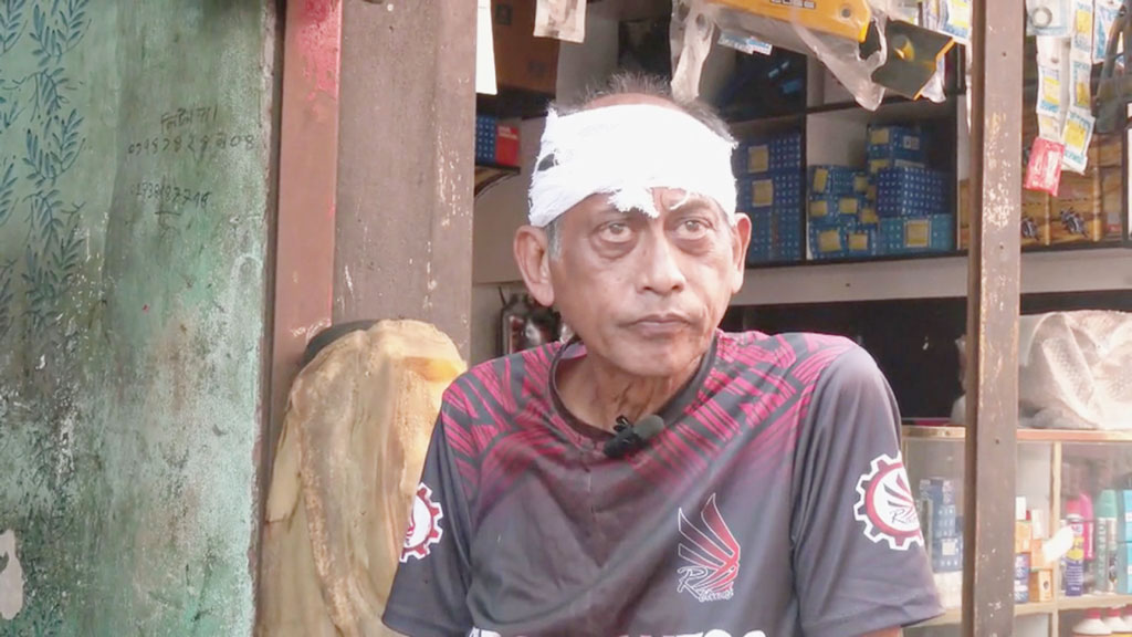 পিটিয়ে মাথা ফাটানো হলো অভিনেতা সমু চৌধুরীকে