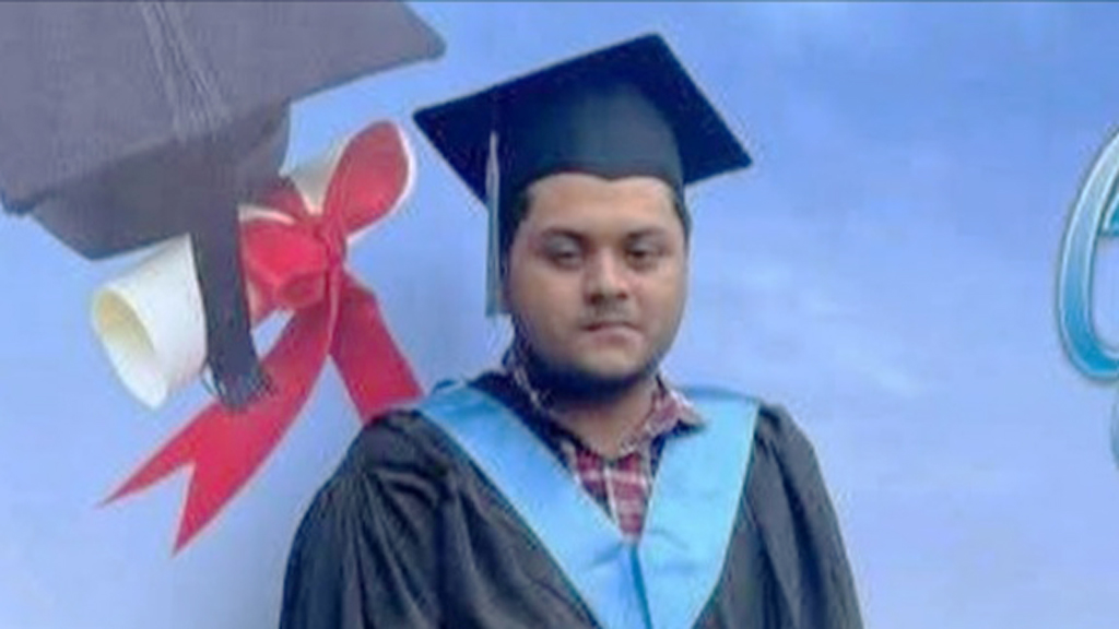 হাত-পায়ের রগ কাটা অবস্থায় কাশবনে পড়ে ছিলেন চবি ছাত্র, হাসপাতালে মৃত্যু ঘোষণা