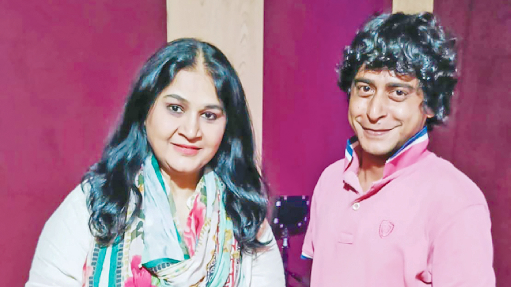 মাকে নিয়ে গান গাইলেন সামিনা চৌধুরী