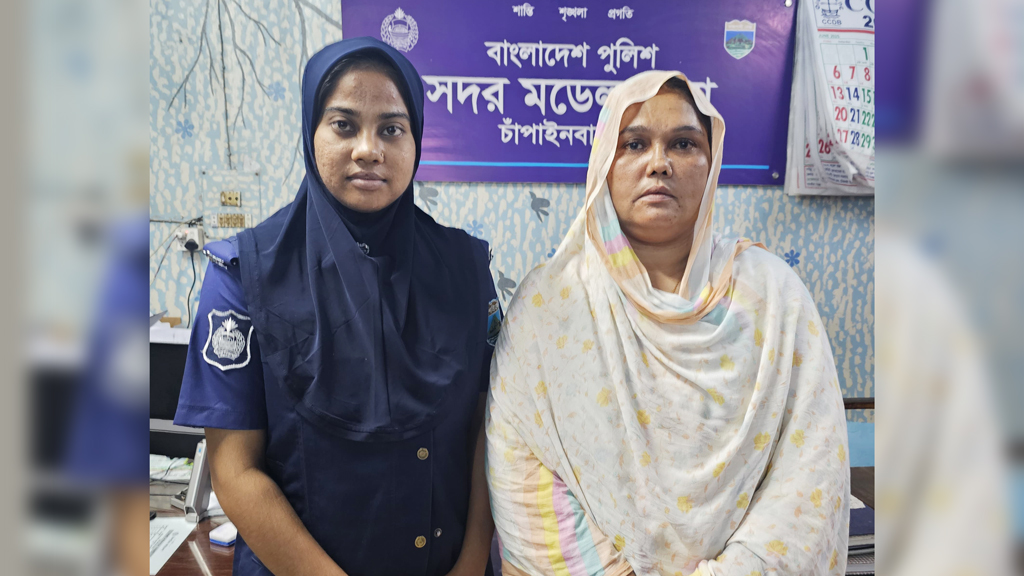আ.লীগের প্রতিষ্ঠাবার্ষিকী পালন, মহিলা লীগ নেত্রী আটক