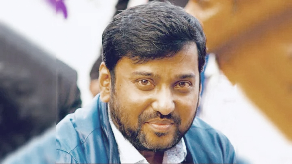 অবৈধ সম্পদের মামলায় পলাতক সম্রাটের বিচার শুরু, পরোয়ানা জারি