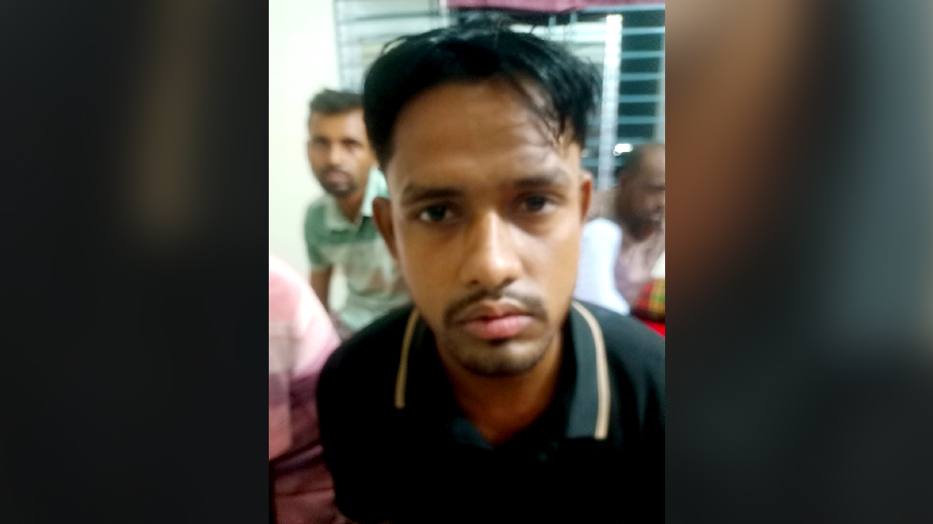 গাজীপুরে আদালত থেকে পালালেন ৩২ মামলার আসামি ডাকাত সম্রাট