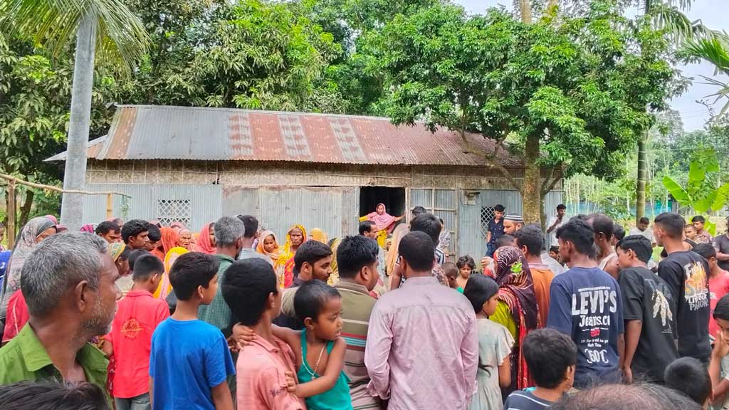 নিখোঁজের পরদিন পুকুরে মিলল মানসিক ভারসাম্যহীন বৃদ্ধের ভাসমান মরদেহ