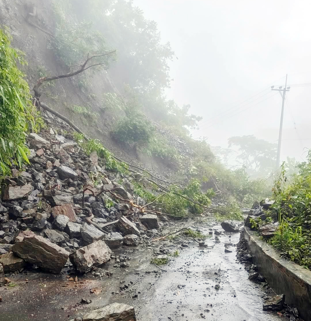 টানা বর্ষণে সাঙ্গু নদীর পানি বৃদ্ধি, দুর্ঘটনা এড়াতে থানচির পর্যটনকেন্দ্রে ভ্রমণে নিষেধাজ্ঞা
