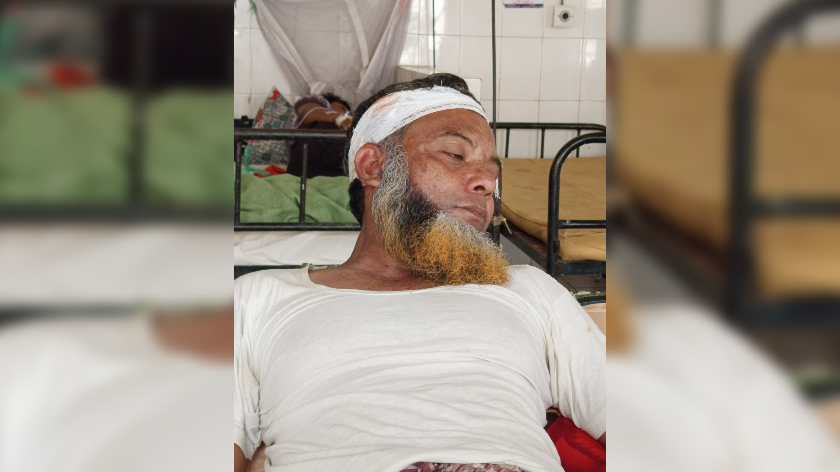 জামিনে বের হয়ে বাদীপক্ষের বাড়িতে হামলা-ভাঙচুর, আহত ৩