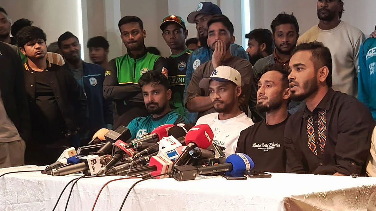 টালমাটাল অবস্থায় দেশের ক্রিকেট