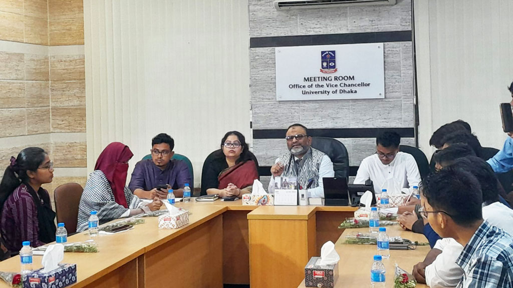 ডাকসুর প্রথম সভা অনুষ্ঠিত, সিনেট সদস্য মনোনীত হলেন যাঁরা