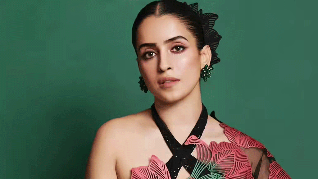 বলিউডে সানিয়ার এক দশক