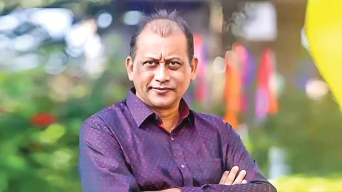 সমু চৌধুরীর চিকিৎসার দায়িত্ব নিচ্ছে অভিনয়শিল্পী সংঘ