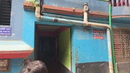 সোনারগাঁয়ে গ্যাস লিকেজ থেকে বিস্ফোরণ: দগ্ধ চারজনেরই মৃত্যু